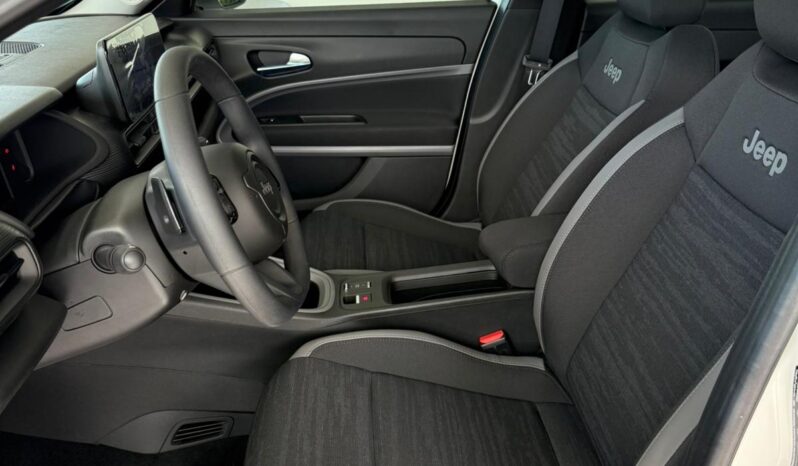 
								Jeep Avenger Longitude full									