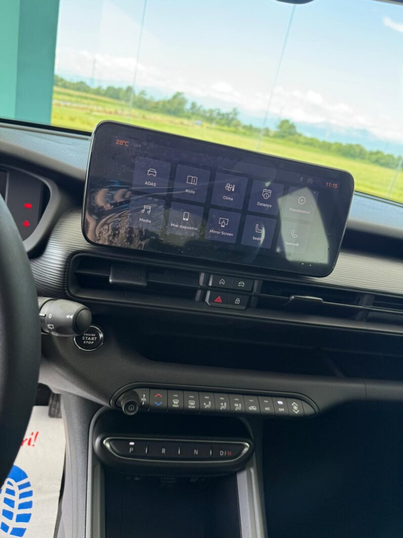 
								Jeep Avenger Longitude full									