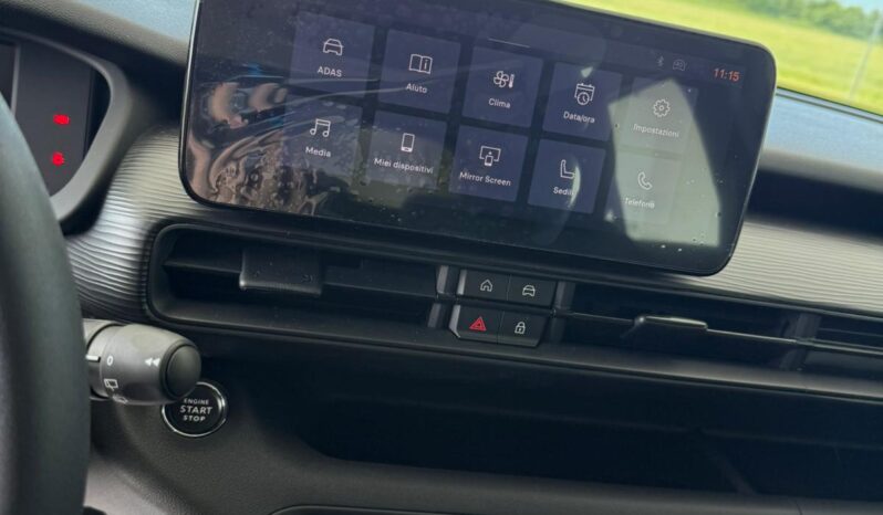 
								Jeep Avenger Longitude full									