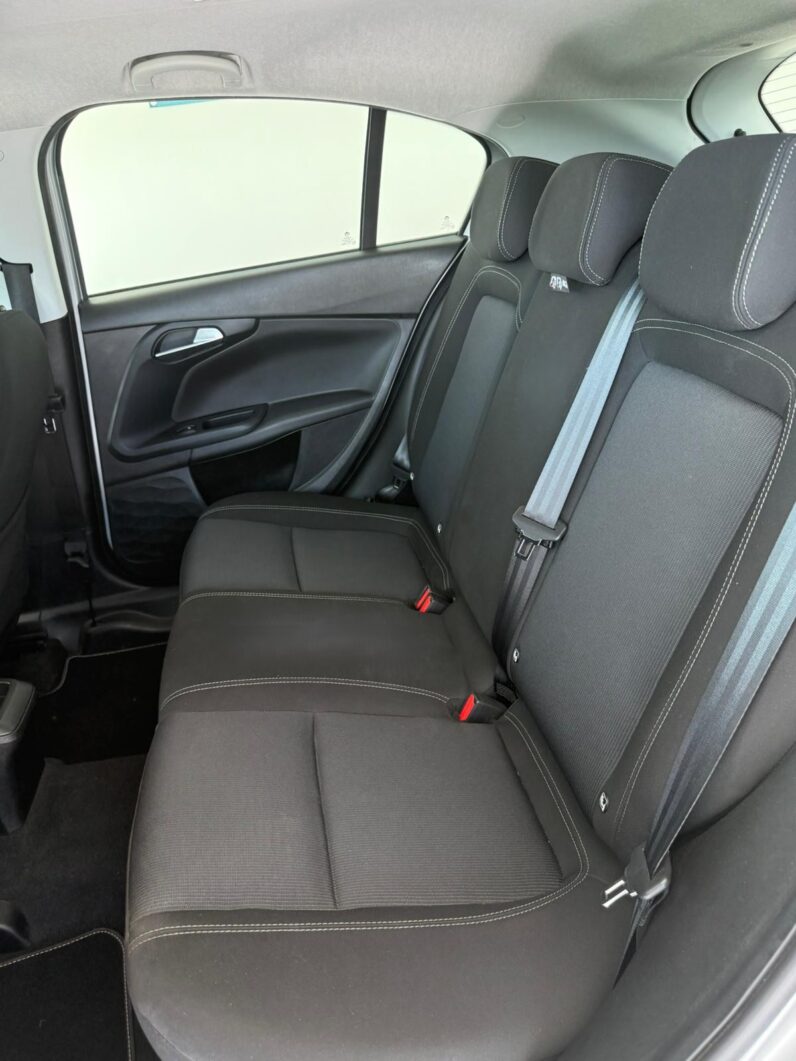 
								Fiat Tipo Mirror full									