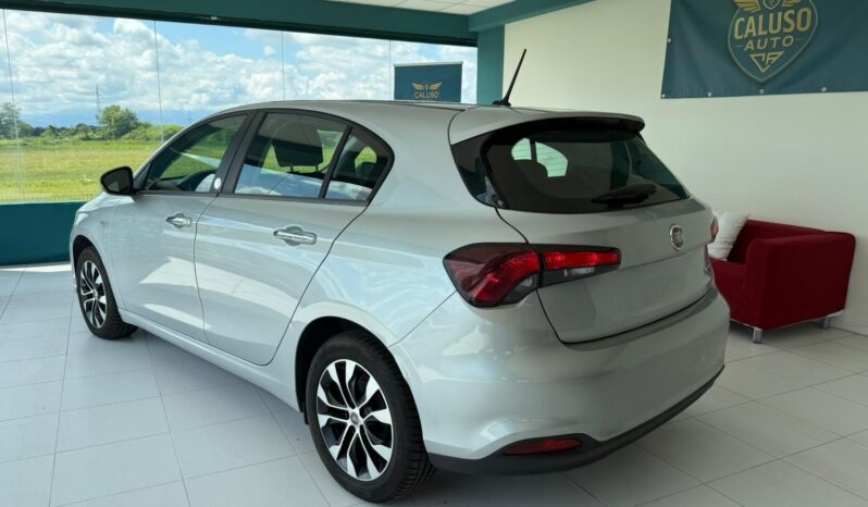 
								Fiat Tipo Mirror full									