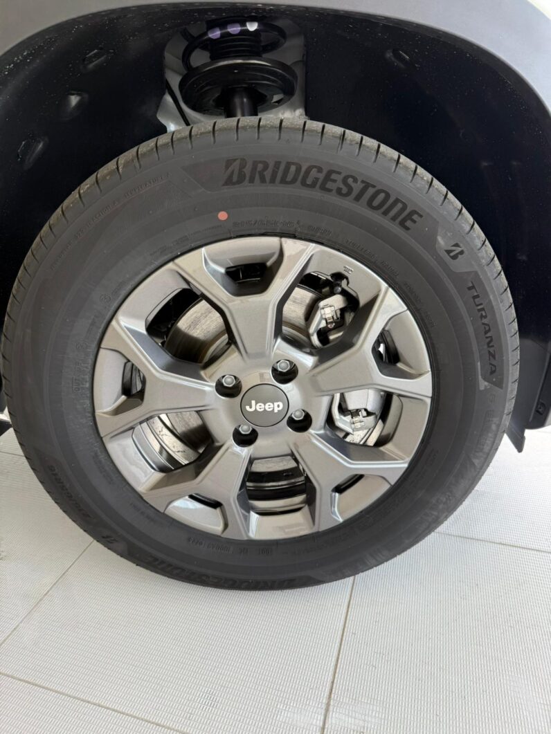 
								Jeep Avenger Longitude full									