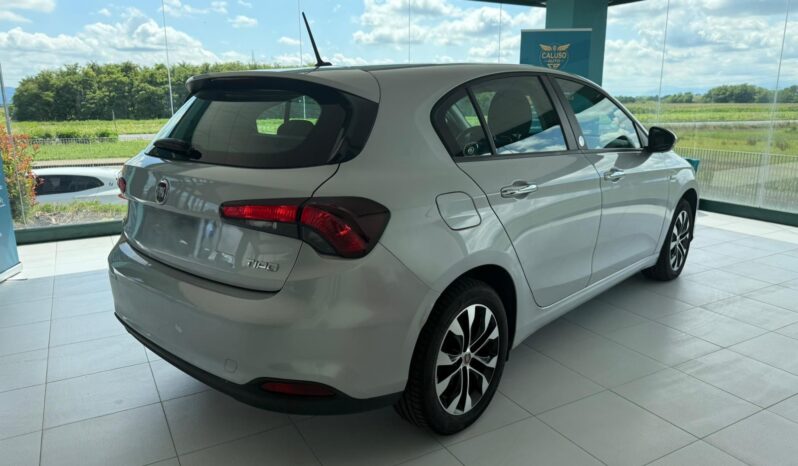 
								Fiat Tipo Mirror full									