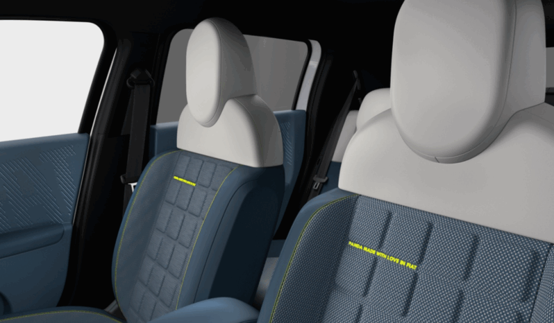 
								Fiat New Panda La Prima full									