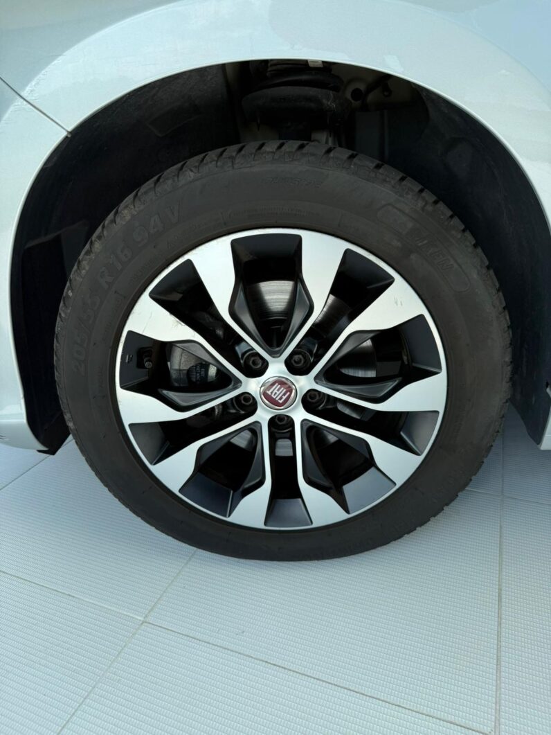 
								Fiat Tipo Mirror full									