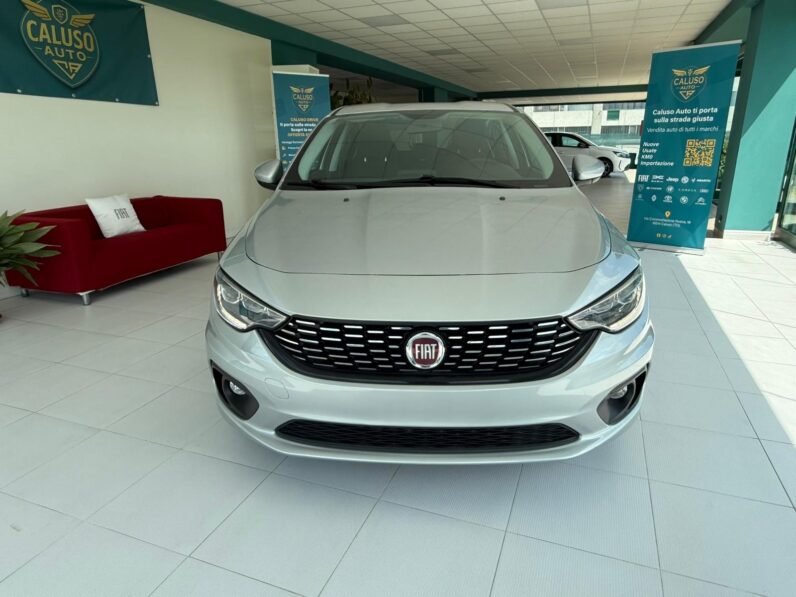 
								Fiat Tipo Mirror full									