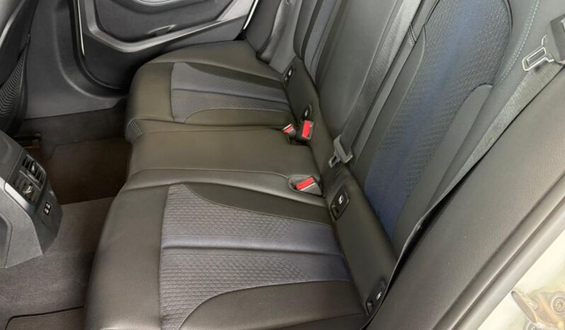 
								BMW 116 M-SPORT full									