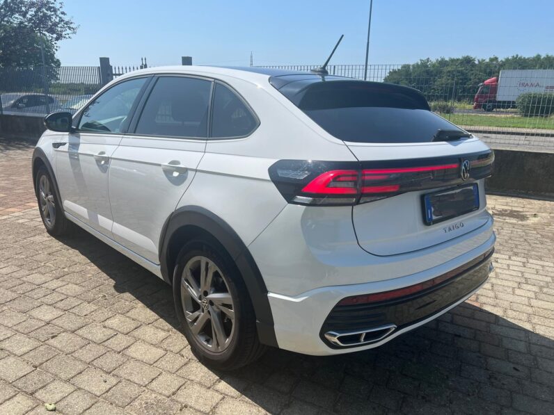 
								Volkswagen Taigo R-LINE full									