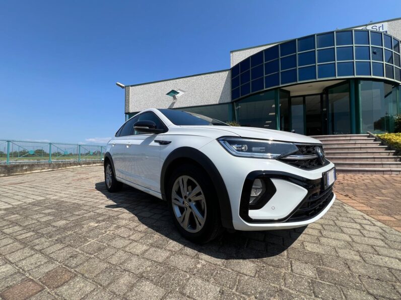 
								Volkswagen Taigo R-LINE full									