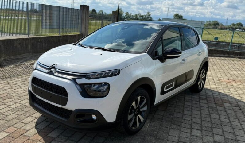 
								C3 1.2 puretech Shine full									