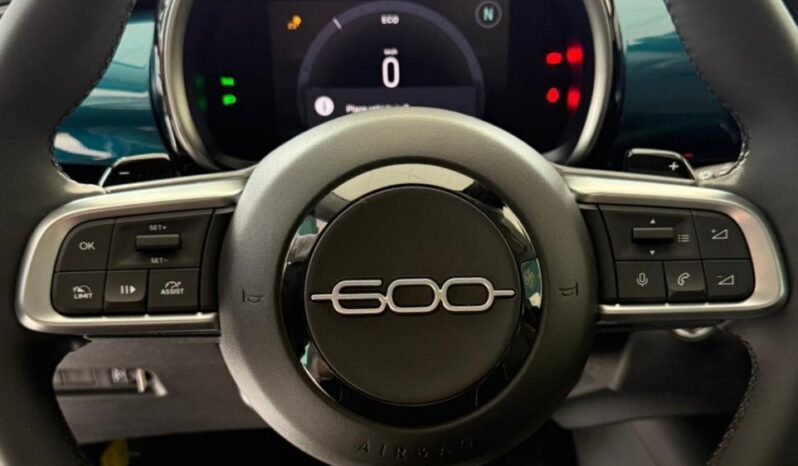 
								FIAT 600 HYBRID ICOM full									