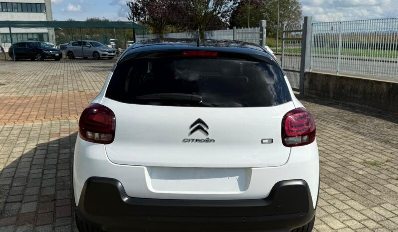 
								C3 1.2 puretech Shine full									