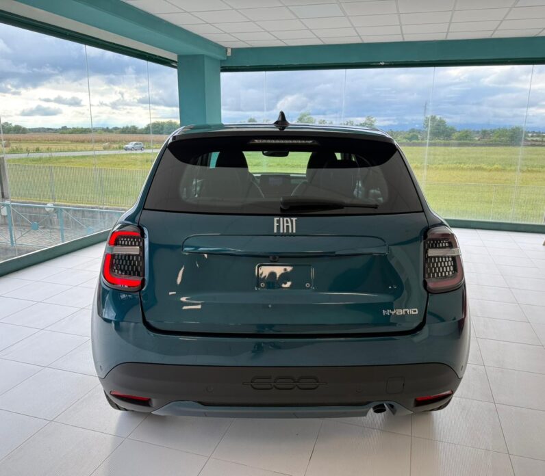 
								FIAT 600 HYBRID ICOM full									