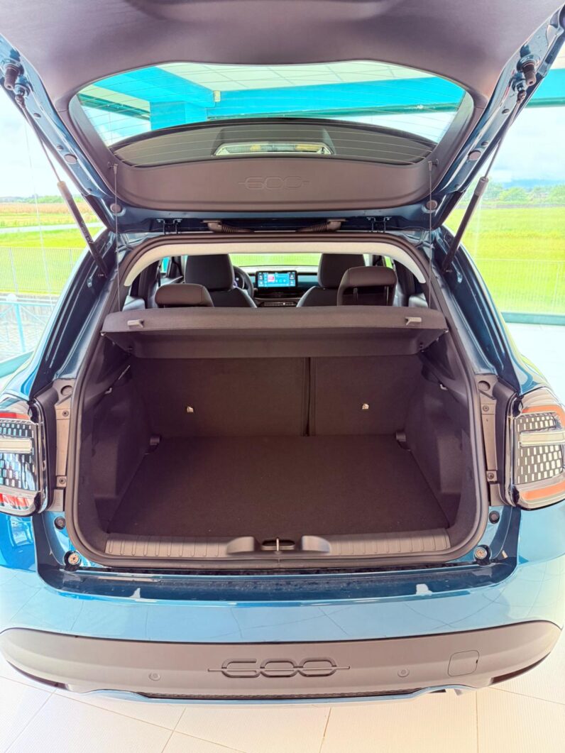 
								FIAT 600 HYBRID ICOM full									