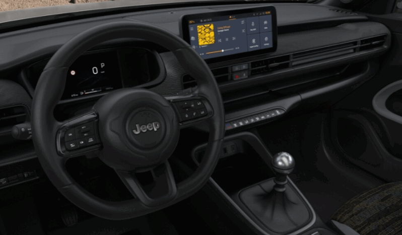 
								JEEP AVENGER LONGITUDE full									