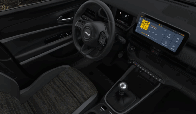 
								JEEP AVENGER LONGITUDE full									