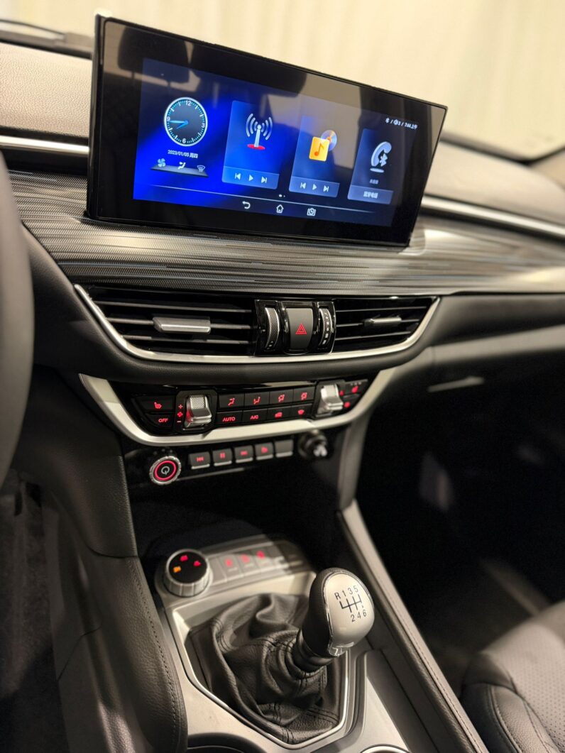 
								FOTON TUNLAND G7 AUTO full									