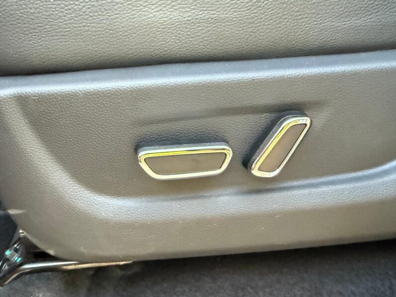 
								FOTON TUNLAND G7 AUTO full									