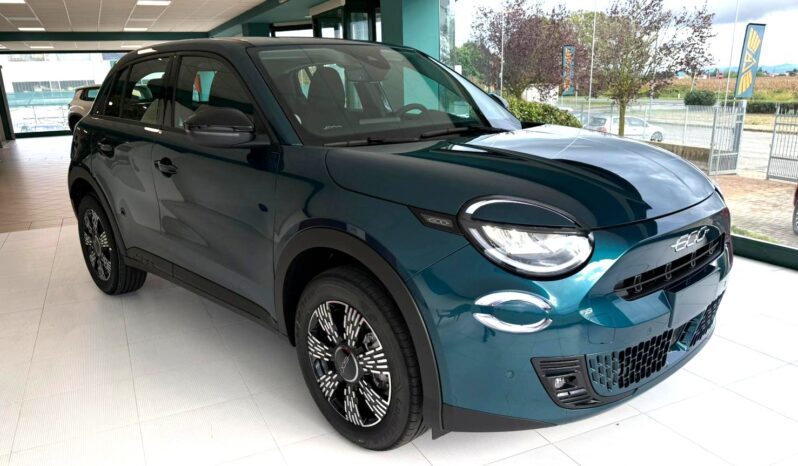 
								FIAT 600 HYBRID ICOM full									