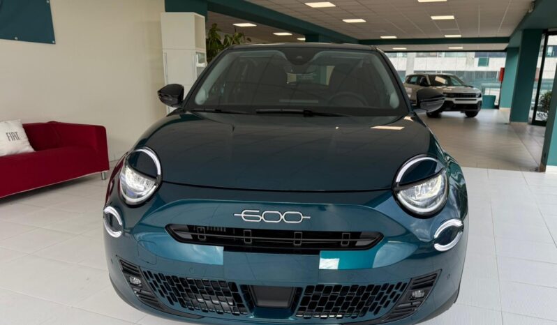 
								FIAT 600 HYBRID ICOM full									