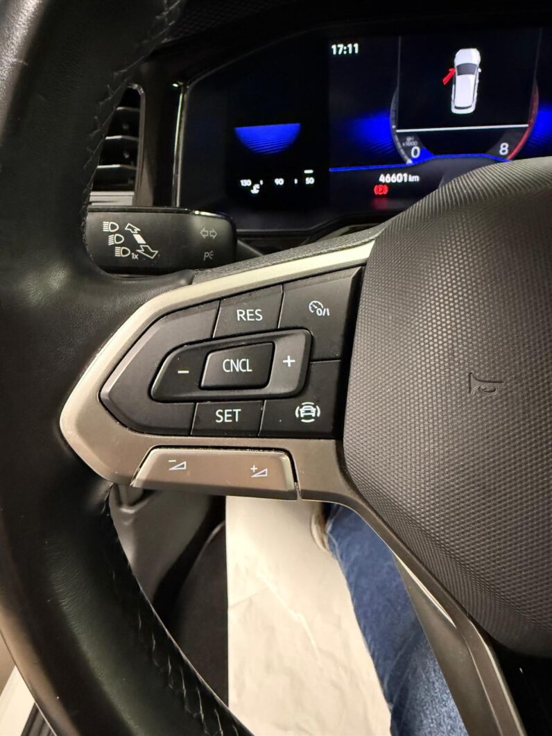 
								VOLKSWAGEN POLO STYLE full									