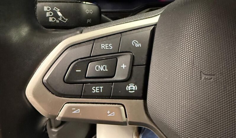 
								VOLKSWAGEN POLO STYLE full									