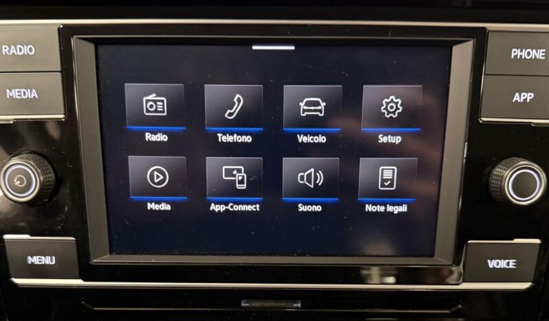 
								VOLKSWAGEN POLO STYLE full									