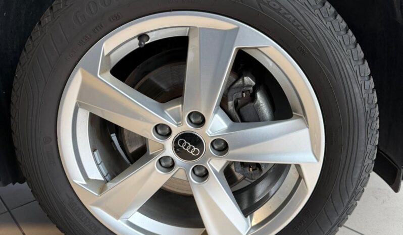 
								AUDI Q2 30 TFSI S LINE full									