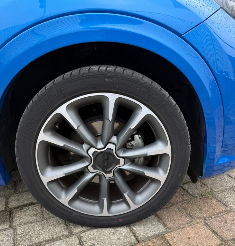 
								FIAT 500X SPORT full									