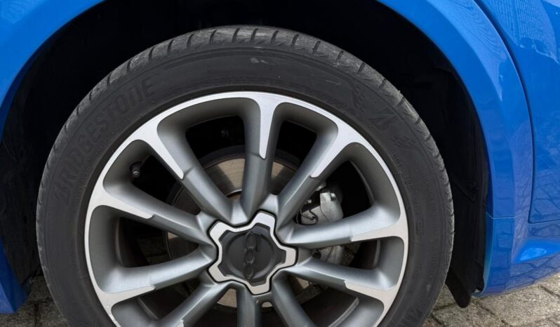 
								FIAT 500X SPORT full									