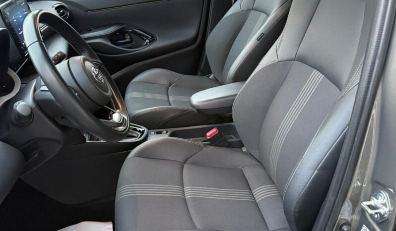 
								TOYOTA YARIS CROSS full									