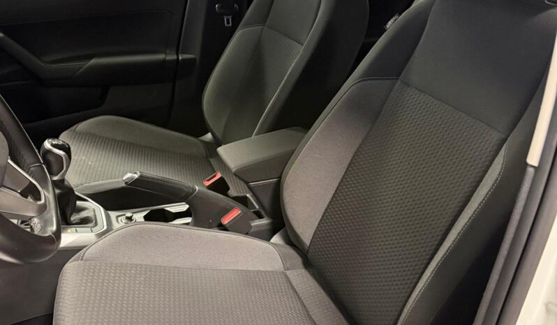 
								VOLKSWAGEN POLO STYLE full									