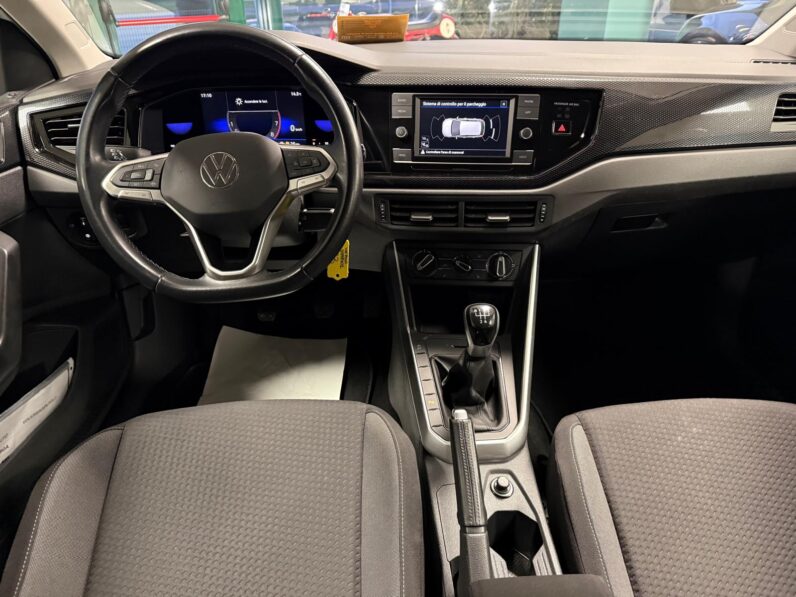 
								VOLKSWAGEN POLO STYLE full									