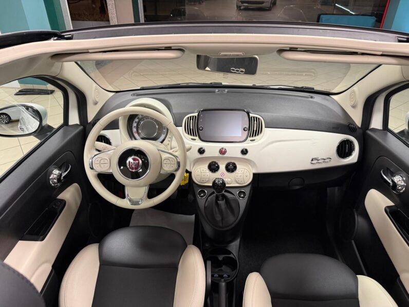 
								FIAT 500 C full									