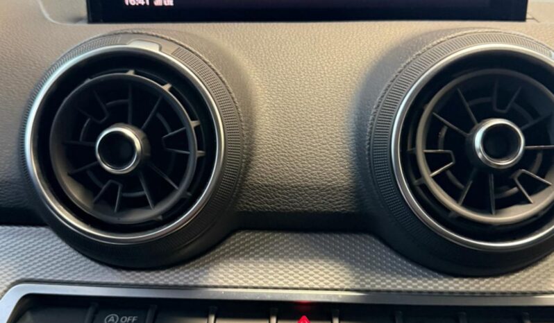 
								AUDI Q2 30 TFSI S LINE full									