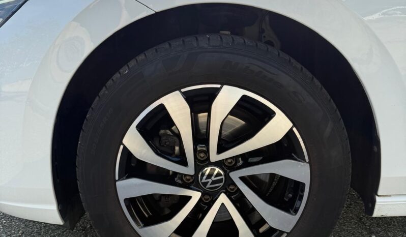 
								Volkswagen Golf Golf VIII full									