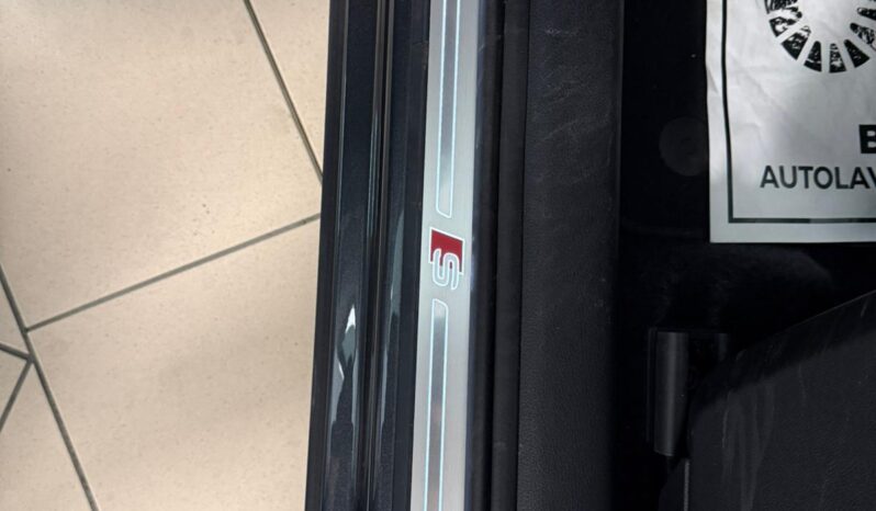 
								AUDI Q2 30 TFSI S LINE full									