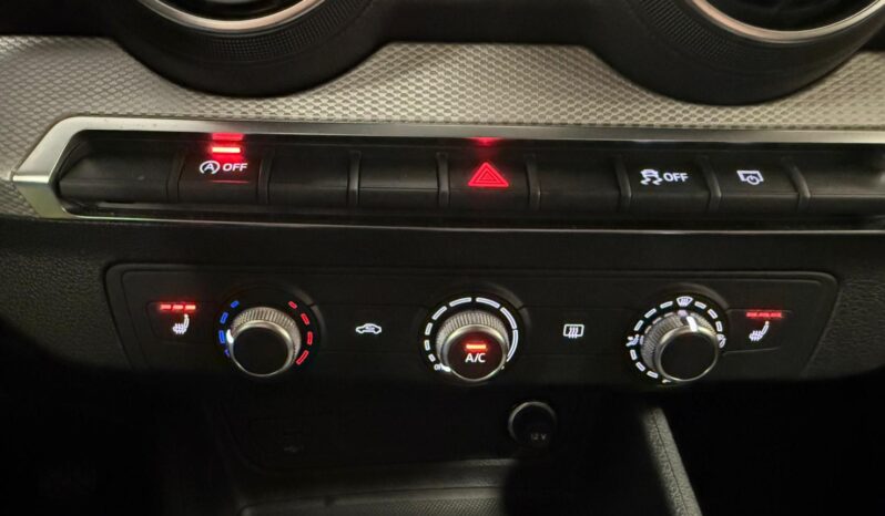 
								AUDI Q2 30 TFSI S LINE full									