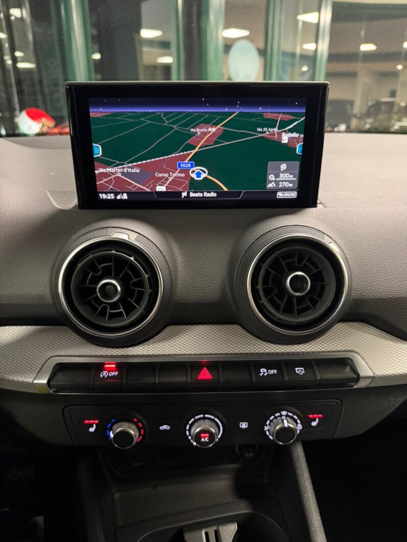 
								AUDI Q2 30 TFSI S LINE full									