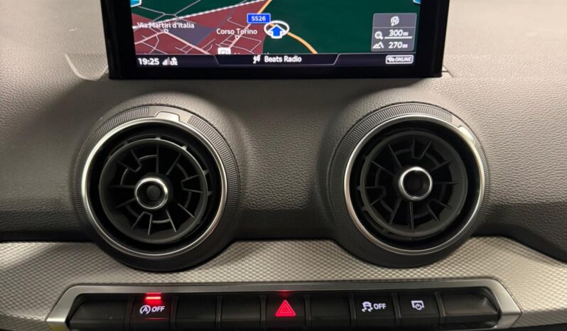 
								AUDI Q2 30 TFSI S LINE full									