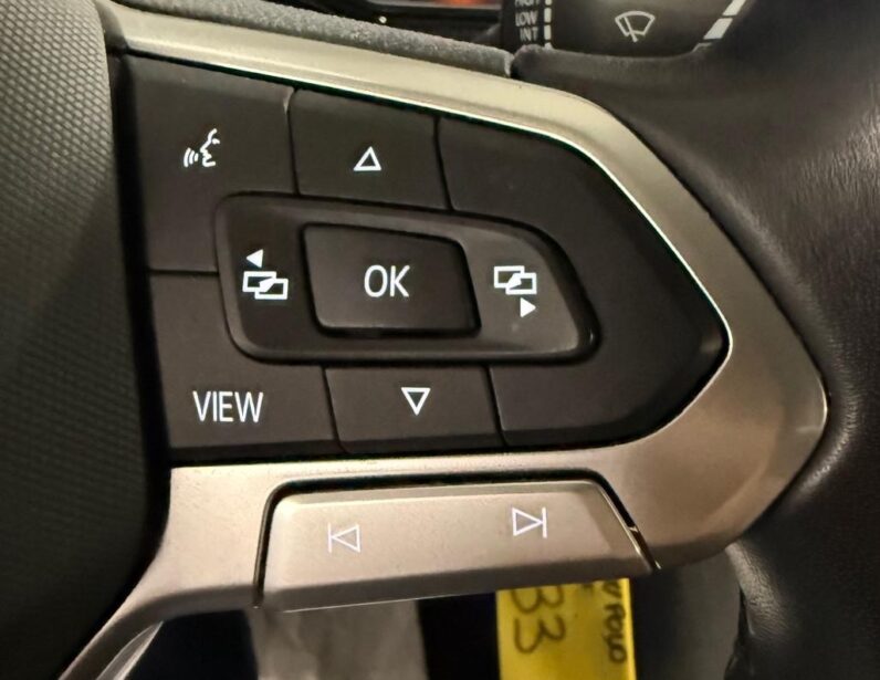 
								VOLKSWAGEN POLO STYLE full									