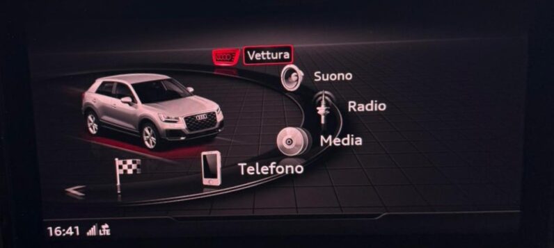 
								AUDI Q2 30 TFSI S LINE full									