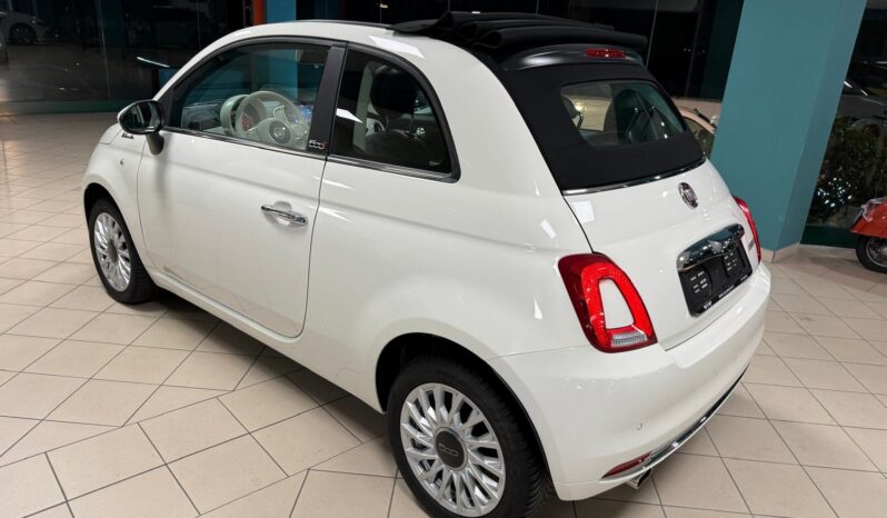 
								FIAT 500 C full									