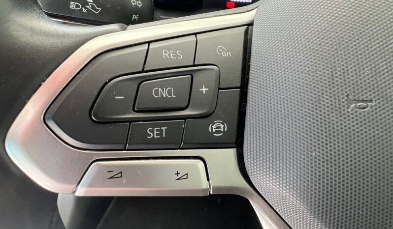 
								Volkswagen Polo 1.0 TSI Style full									