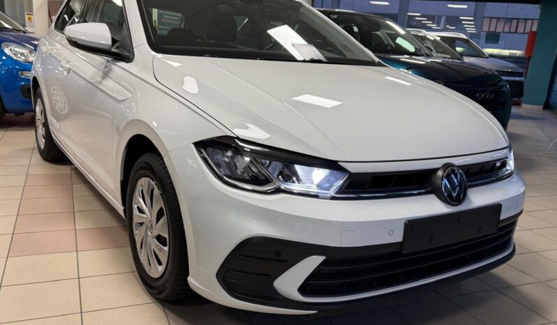 
								VOLKSWAGEN POLO STYLE full									