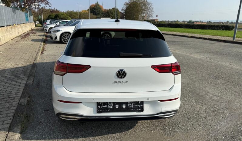 
								Volkswagen Golf Golf VIII full									