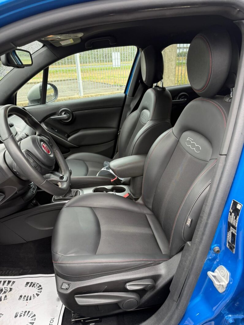 
								FIAT 500X SPORT full									