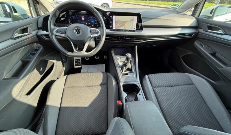 
								Volkswagen Golf Golf VIII full									