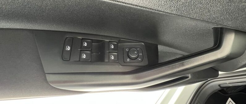 
								Volkswagen Polo 1.0 TSI Style full									