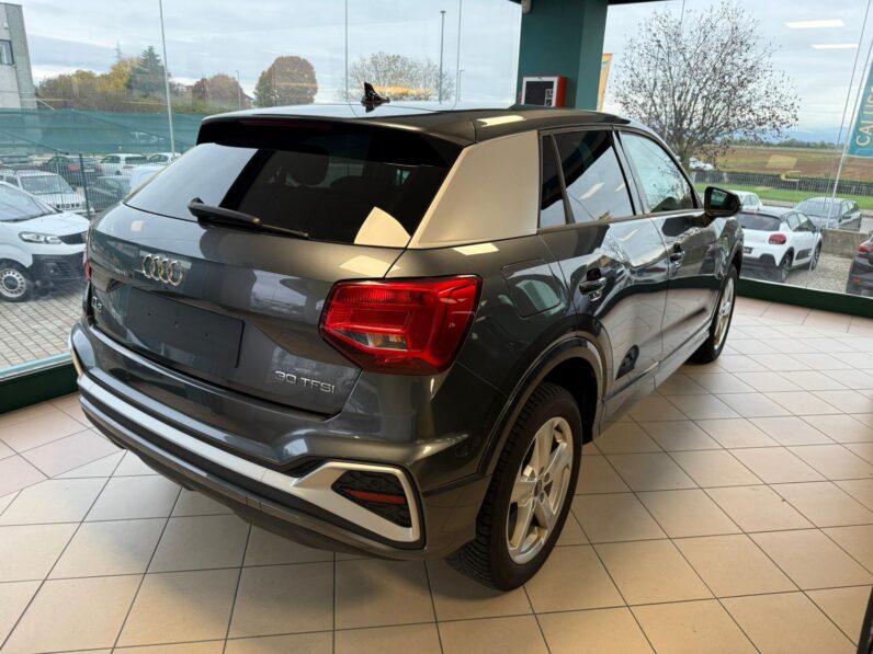 
								AUDI Q2 30 TFSI S LINE full									